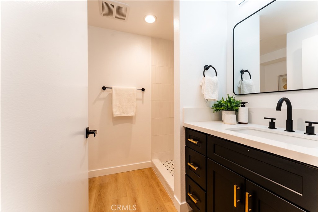 1189 Crenshaw Boulevard Los Angeles, CA 90019 - Photo 26 of 42