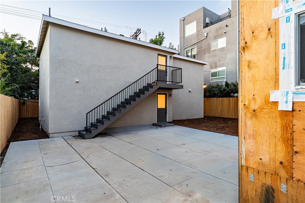 1189 Crenshaw Boulevard Los Angeles, CA 90019 - Photo 29 of 42