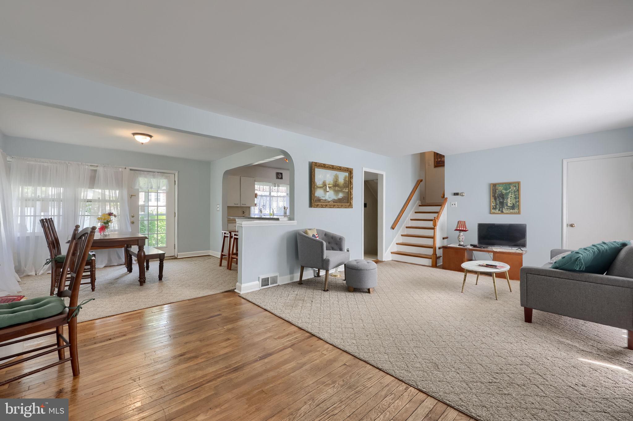 812 Brighton Avenue Reading, PA 19606 - Photo 7 of 33