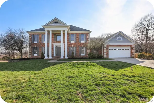 $635,000 | 6 River Bluff Court, Augusta, MO 63332