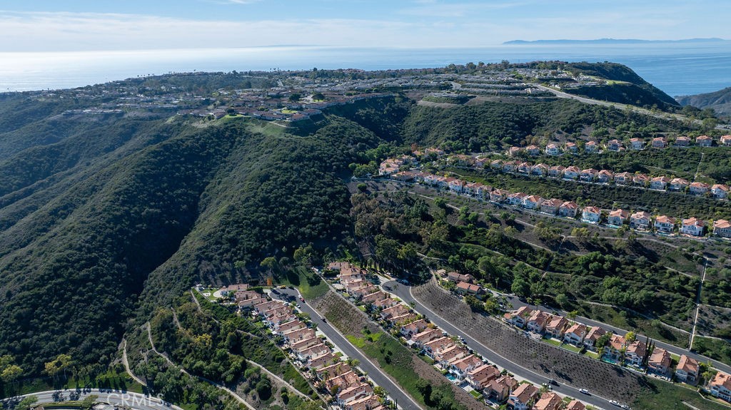 30942 Calle Moraga Laguna Niguel, CA 92677 - Photo 33 of 40 an aerial view of multiple house