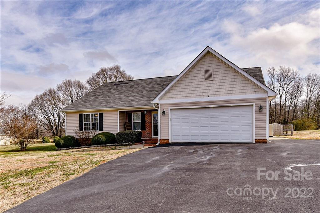 3626 Frank Broome Road Monroe, NC 28112 - Photo 2 of 30 Gallery Image 2