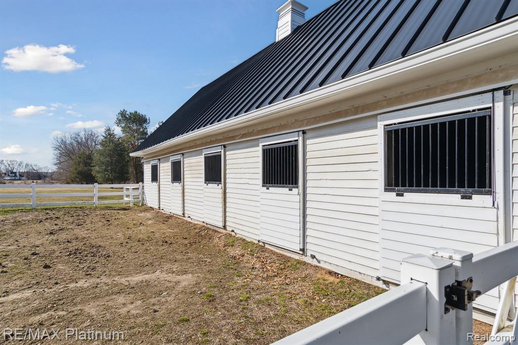 3304 Outback Trail Pinckney, MI 48169 - Photo 41 of 50