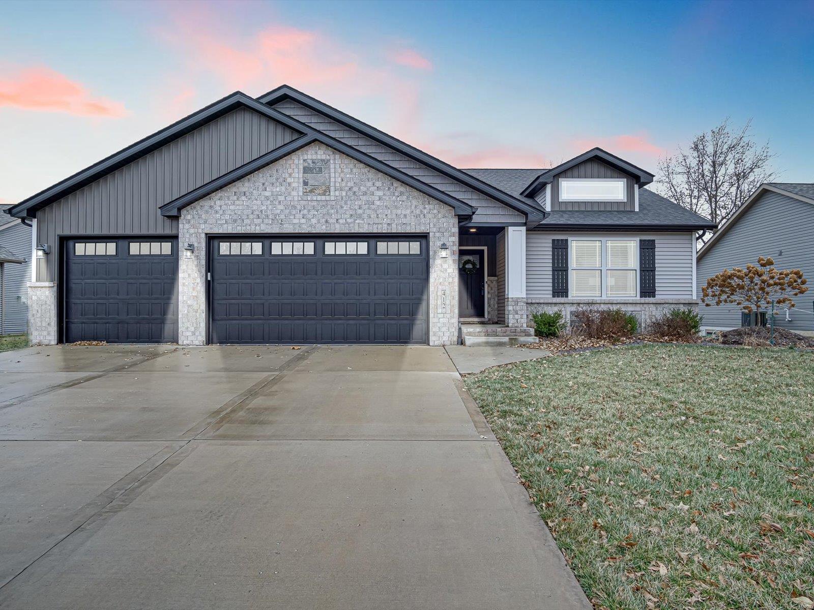 412 Briar Creek Road Troy, IL 62294 - Photo 1 of 32 Gallery Image 1