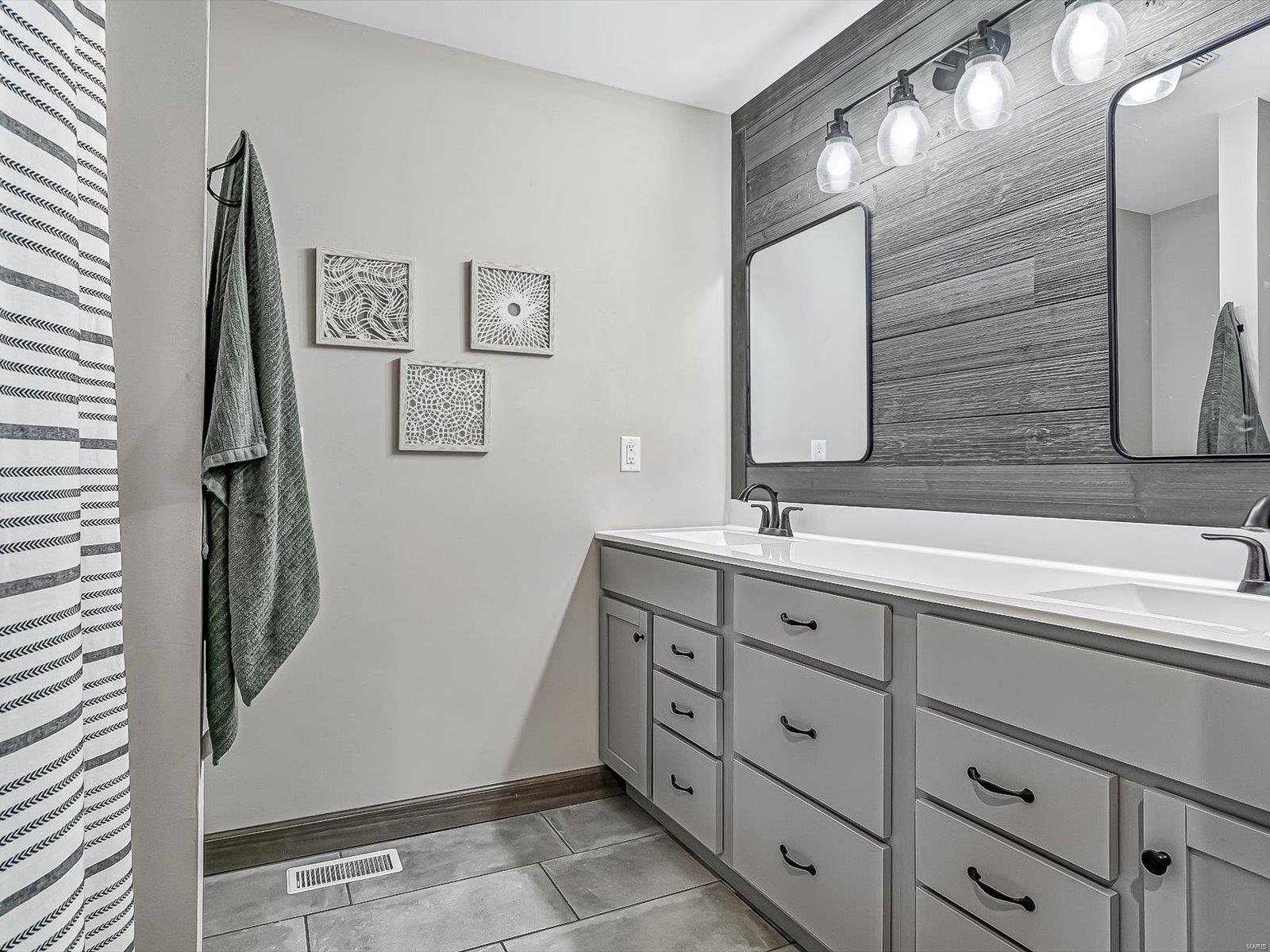 412 Briar Creek Road Troy, IL 62294 - Photo 16 of 32 Gallery Image 16