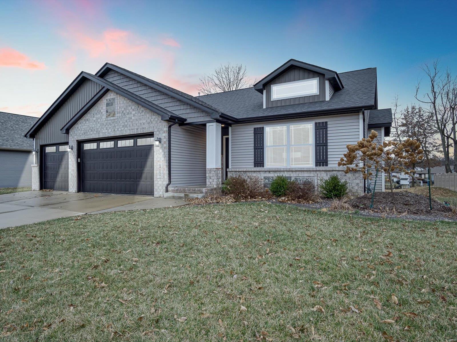 412 Briar Creek Road Troy, IL 62294 - Photo 2 of 32 Gallery Image 2