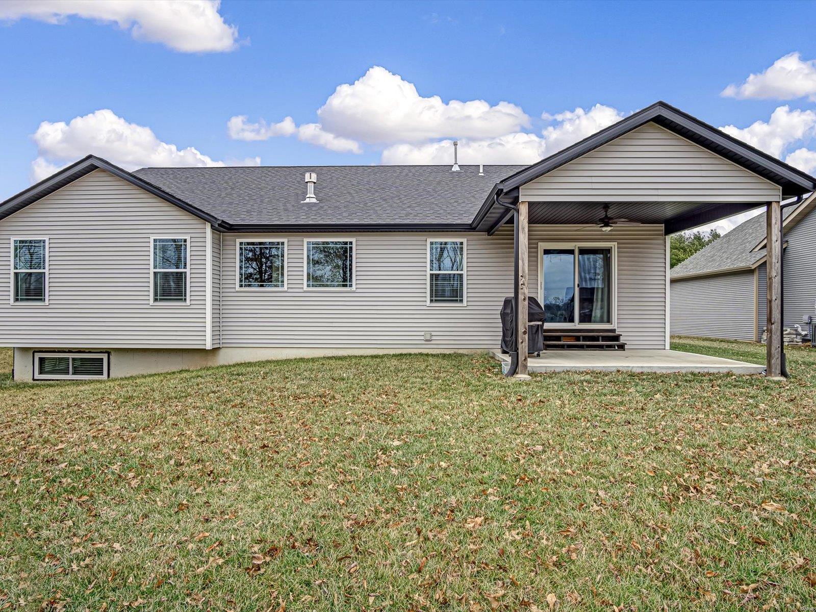 412 Briar Creek Road Troy, IL 62294 - Photo 30 of 32 Gallery Image 30