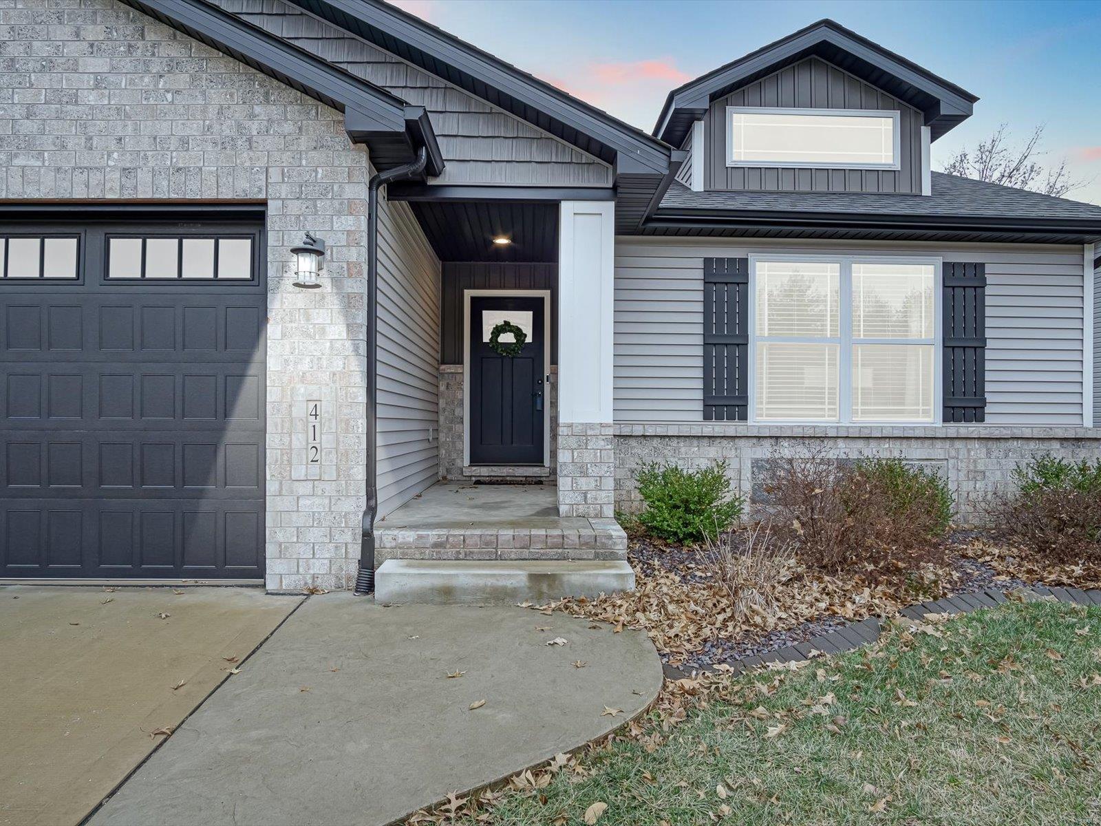412 Briar Creek Road Troy, IL 62294 - Photo 3 of 32 Gallery Image 3