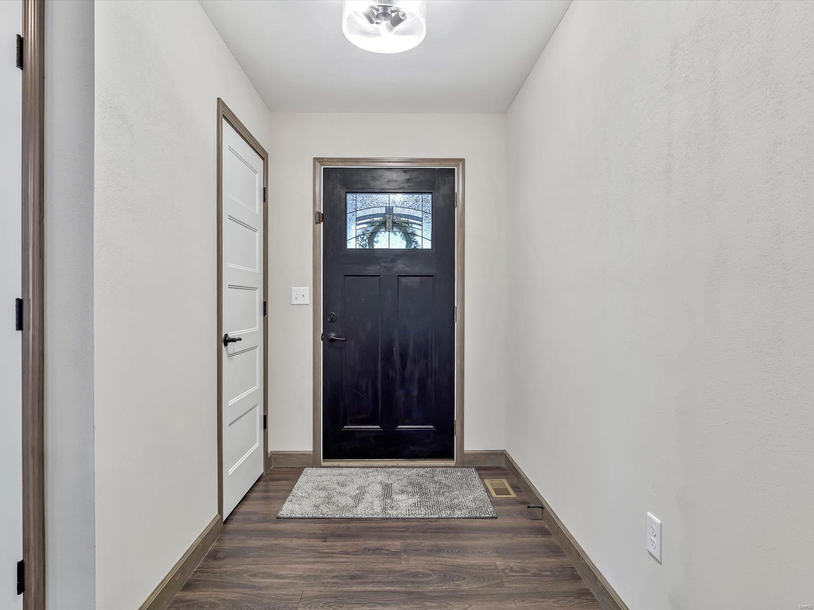 412 Briar Creek Road Troy, IL 62294 - Photo 4 of 32 Gallery Image 4