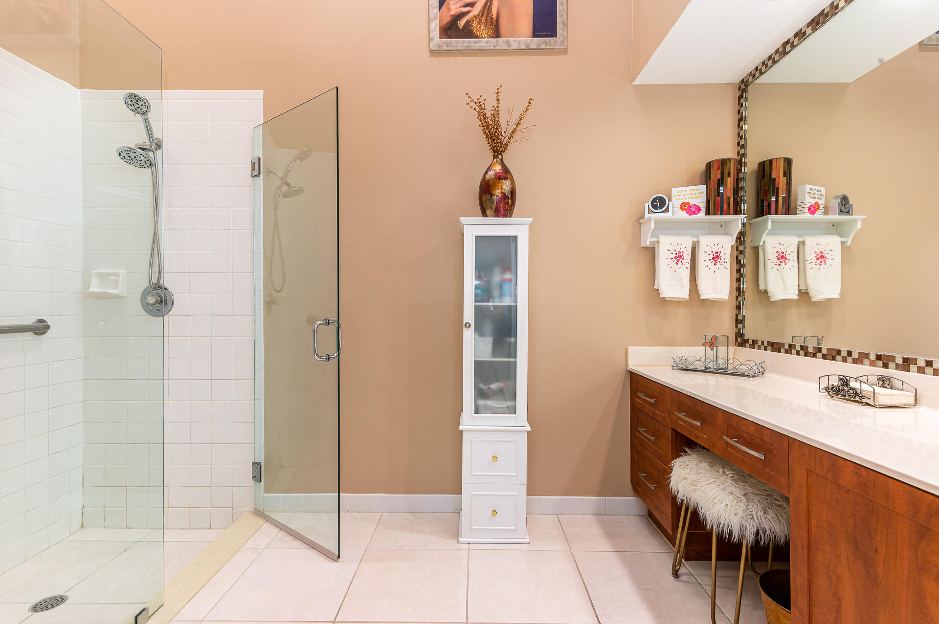 8218 Vía Bella Boca Raton, FL 33496 - Photo 11 of 22 Glass Encased Shower