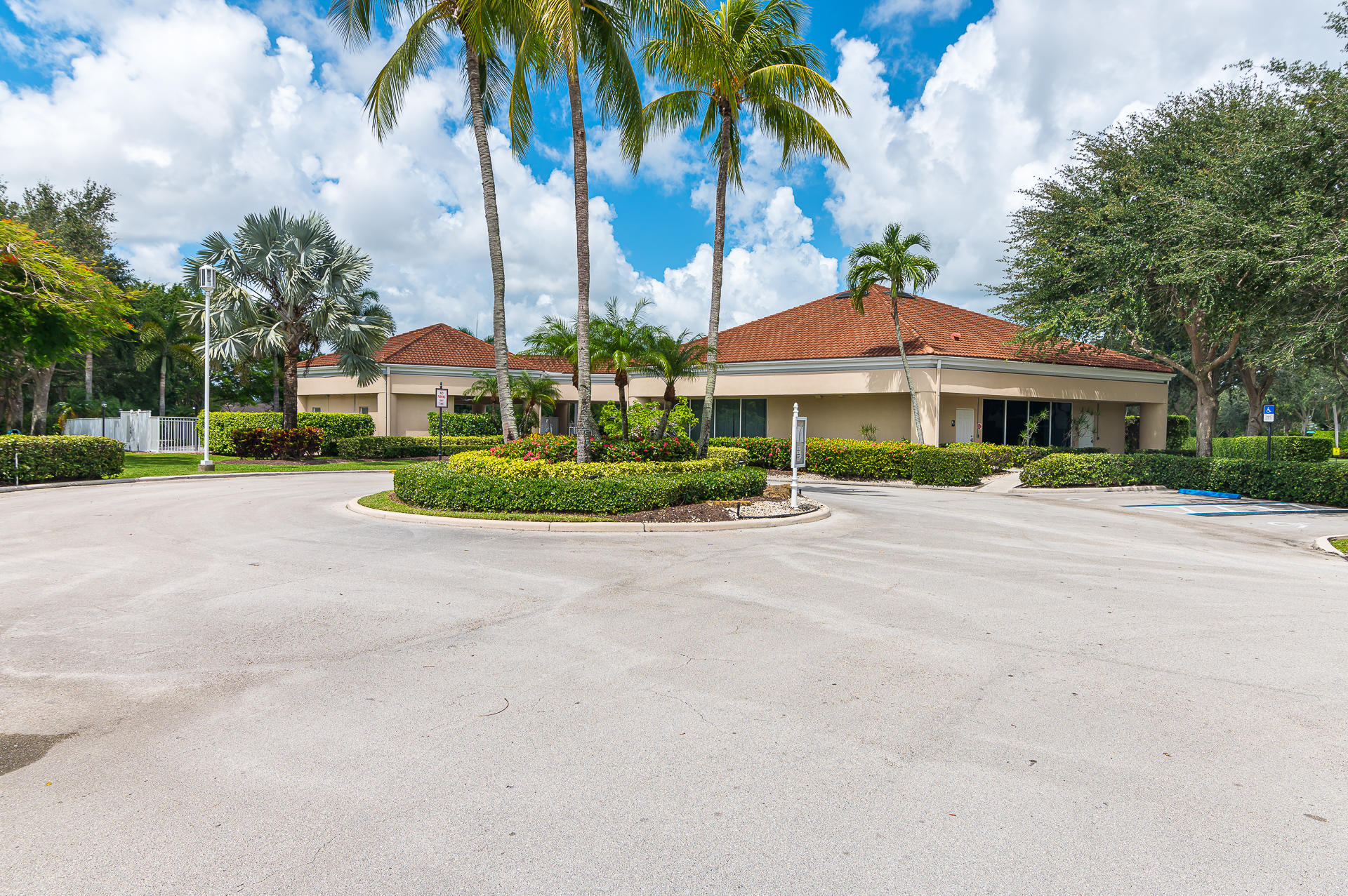8218 Vía Bella Boca Raton, FL 33496 - Photo 19 of 22 Clubhouse