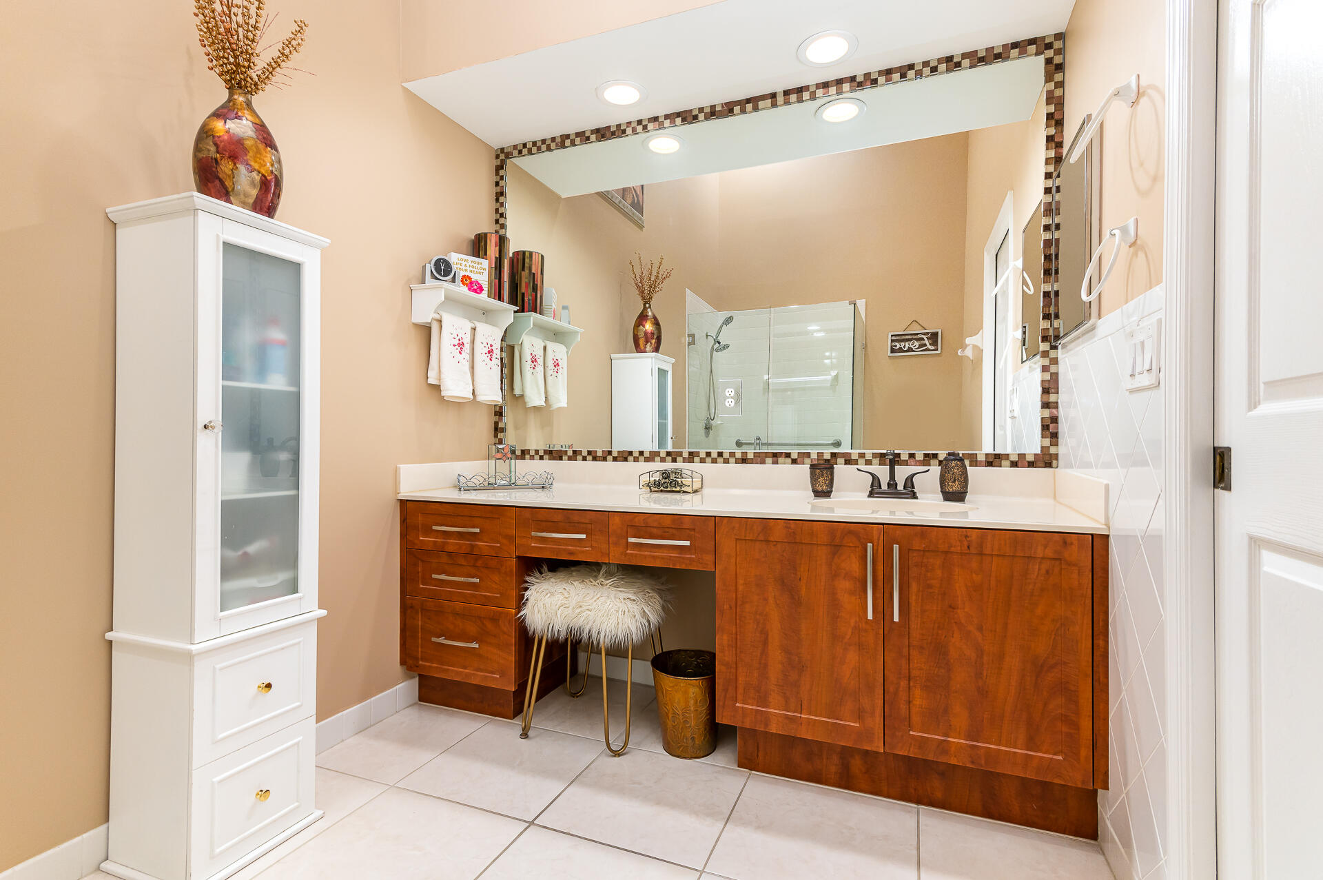 8218 Vía Bella Boca Raton, FL 33496 - Photo 10 of 22 Master Bath