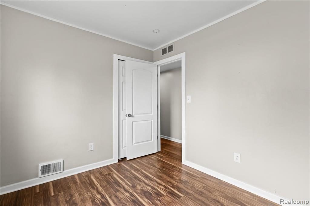 8111 Timken Avenue Warren, MI 48089 - Photo 12 of 17