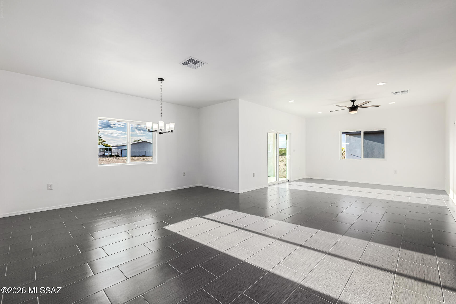 5738 East Hermans Road Tucson, AZ 85756 - Photo 9 of 50