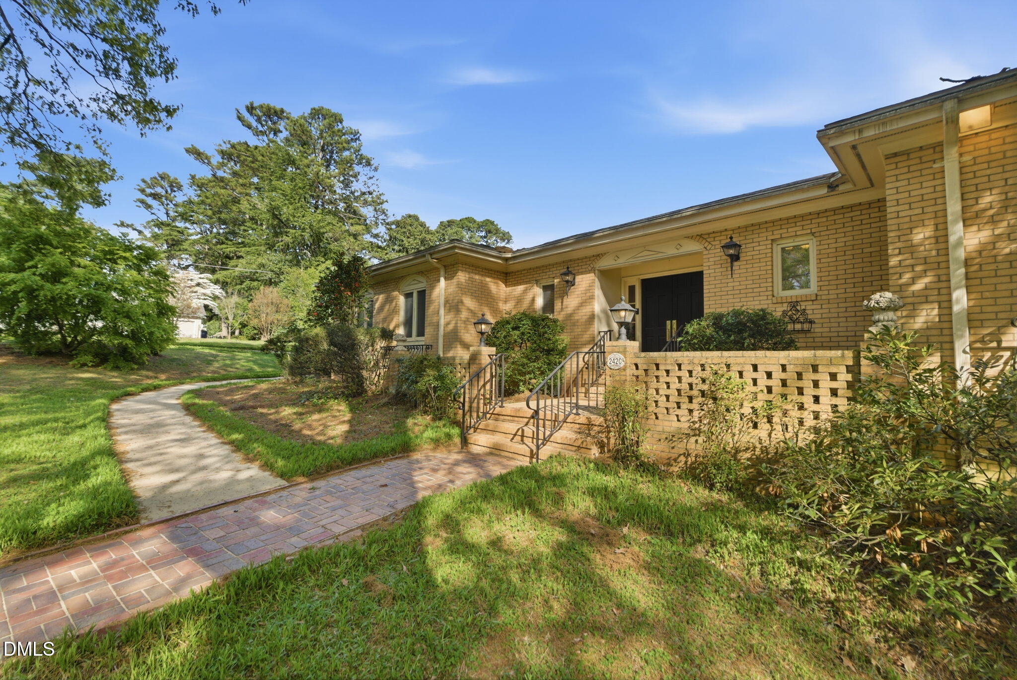 2420 Tyson Street Raleigh, NC 27612 - Photo 7 of 67