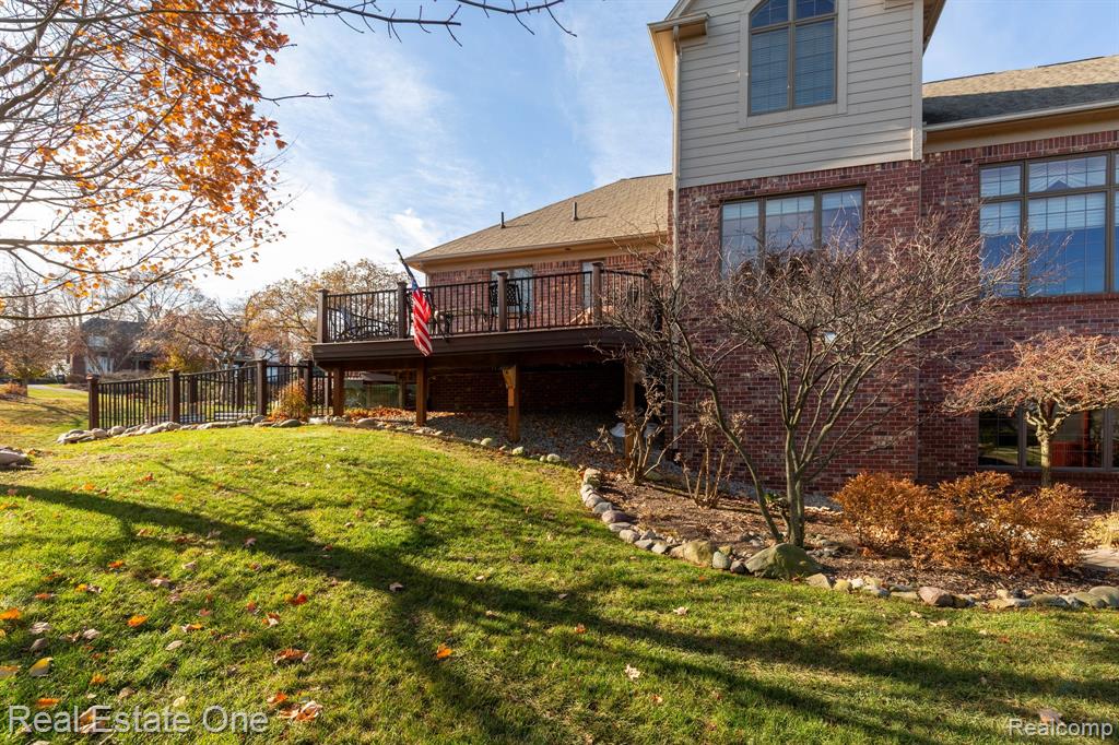 658 Langley Road Rochester Hills, MI 48309 - Photo 7 of 55