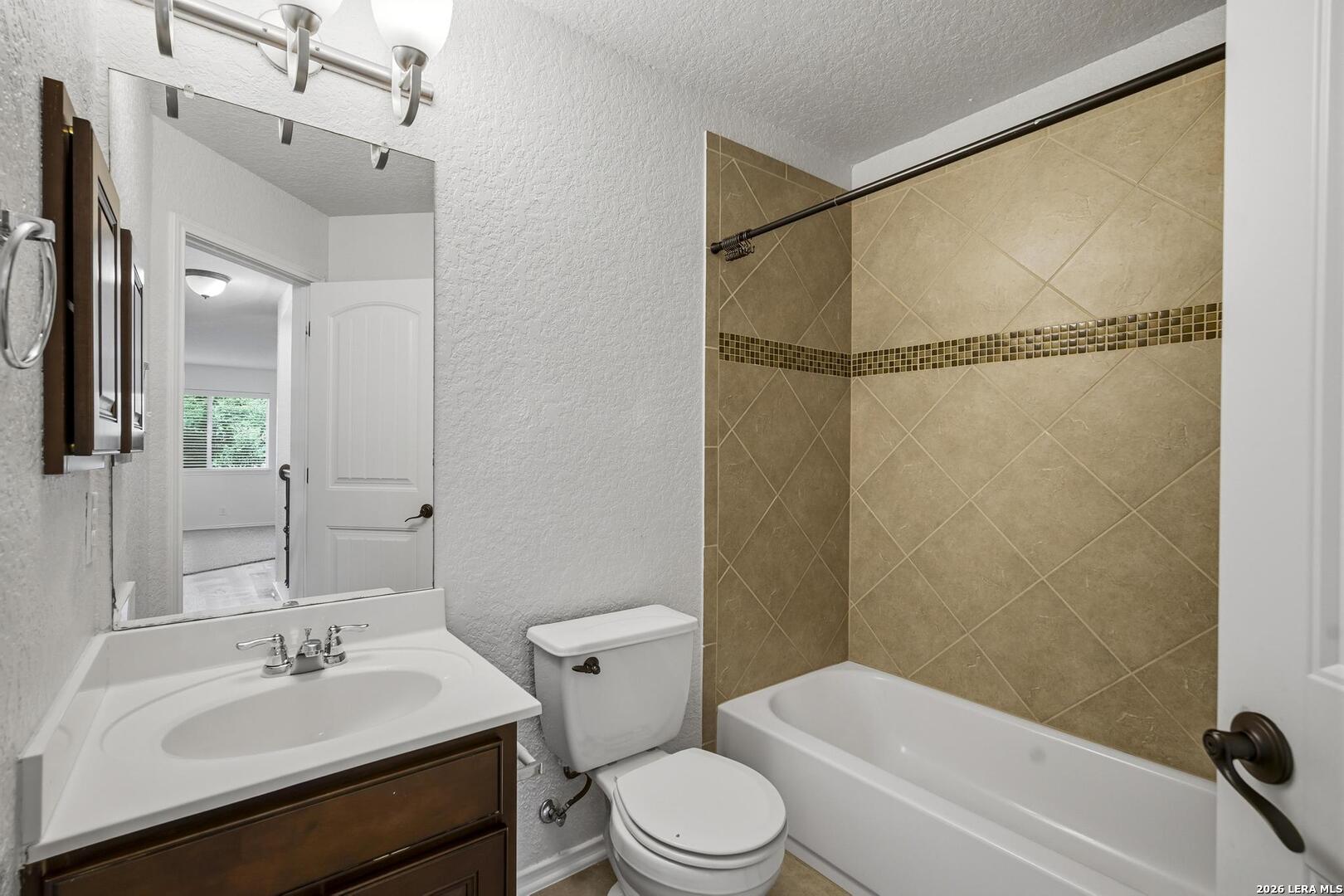 8007 Rustic Chase Boerne, TX 78015 - Photo 19 of 48
