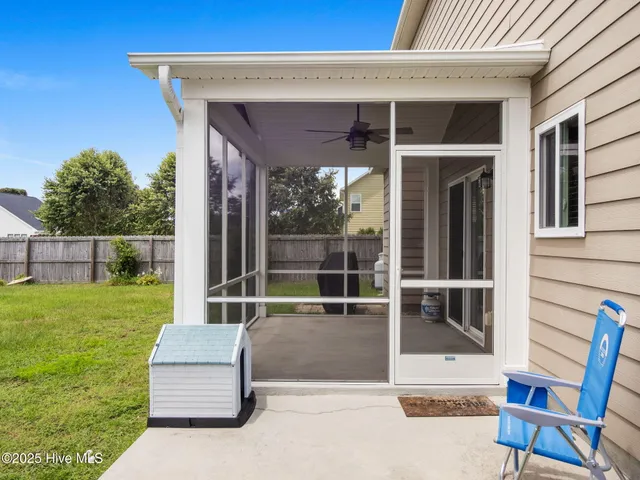 $459,000 | 100 Abaco Drive East, Cedar Point, NC 28584