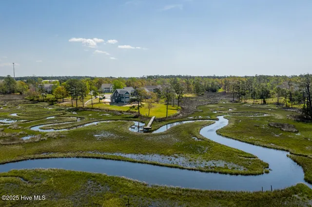 $459,000 | 100 Abaco Drive East, Cedar Point, NC 28584