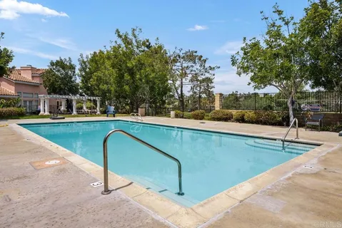 $1,015,000 | 1575 Golfcrest Place, Vista, CA 92081