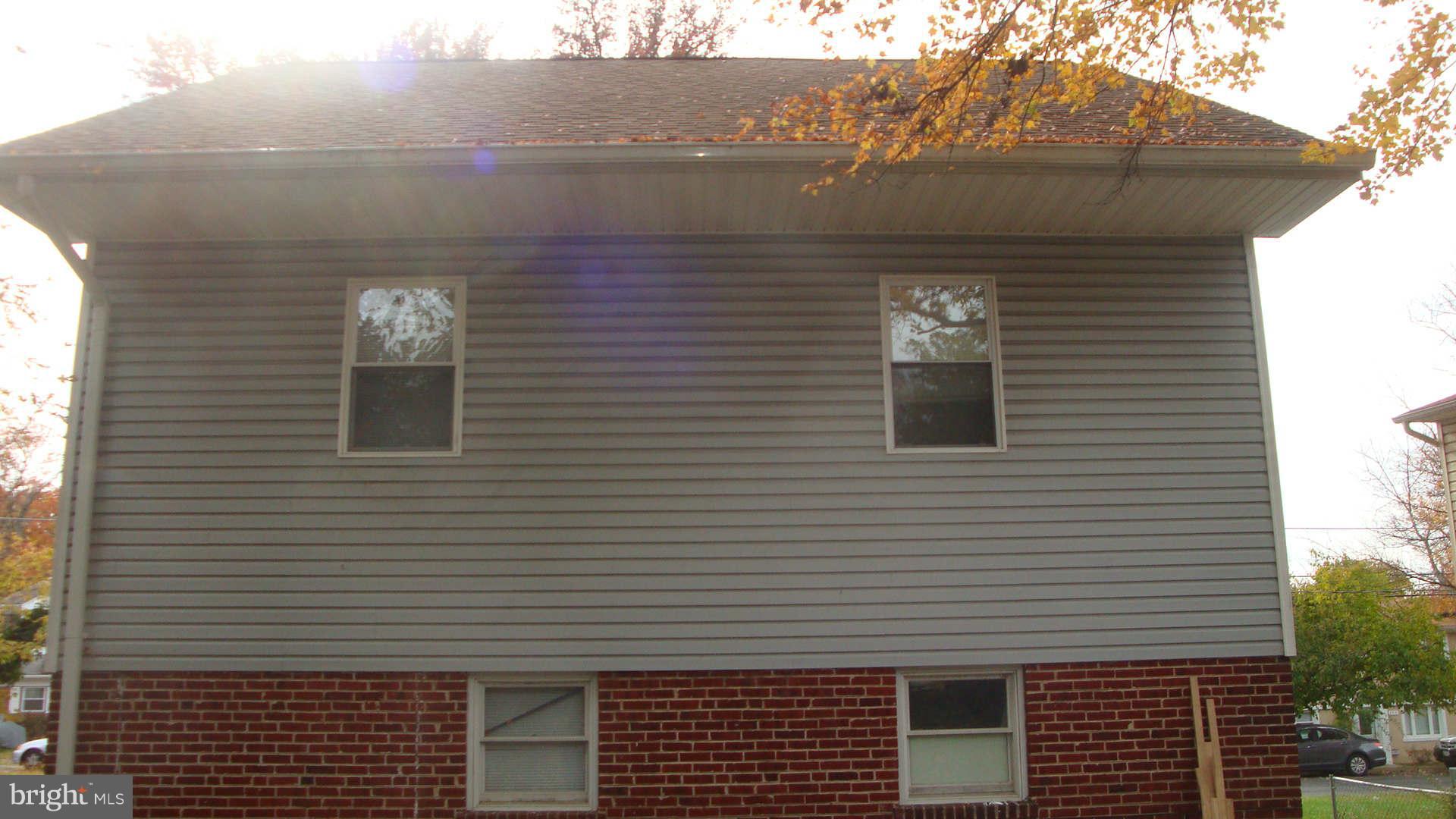 2505 Weisman Road Silver Spring, MD 20902 - Photo 3 of 19 a view of a house