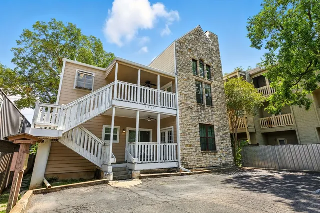 $2,545 | 4409 Speedway, Unit 201, Austin, TX 78751