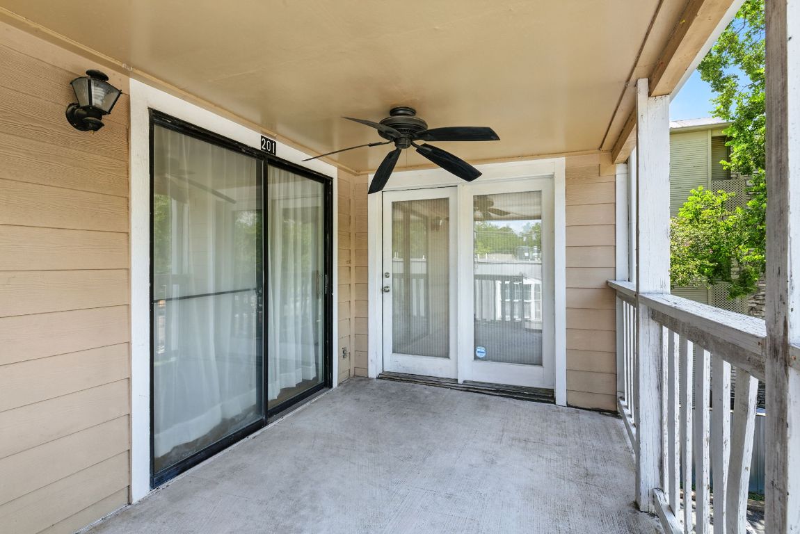 4409 Speedway, Unit 201 Austin, TX 78751 - Photo 16 of 16 Balcony with ceiling fan