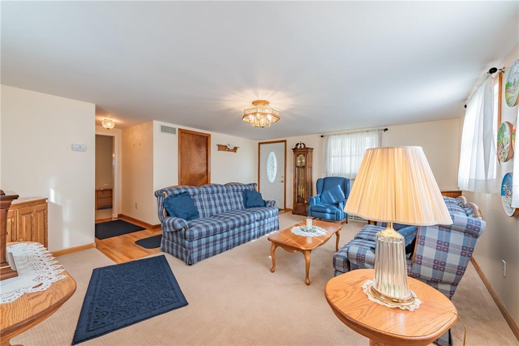 854 Hecla Road Mount Pleasant, PA 15666 - Photo 4 of 24 Gallery Image 4