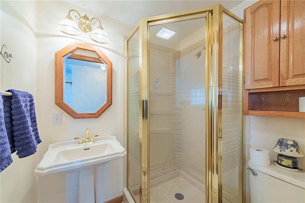 854 Hecla Road Mount Pleasant, PA 15666 - Photo 6 of 24 Gallery Image 6