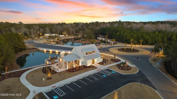 $474,040 | 536 Glitter Bay Court, Unit LOT 18, Shallotte, NC 28470