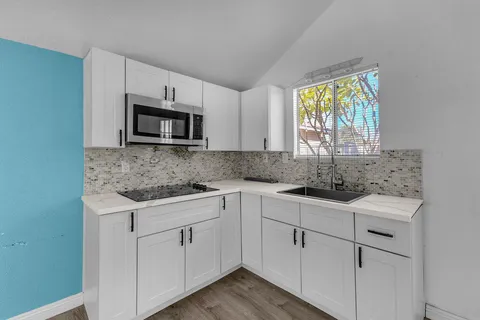 $550,000 | 51735 Avenida Vallejo, La Quinta, CA 92253