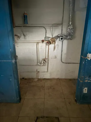 $299,999 | 1589 Northwest 4th Avenue, Pompano Beach, FL 33060