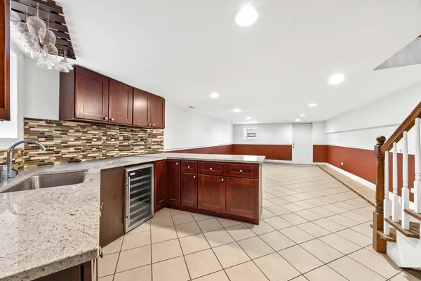 $374,900 | 4403 South Prairie Avenue, Chicago, IL 60653