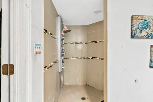 $374,900 | 4403 South Prairie Avenue, Chicago, IL 60653
