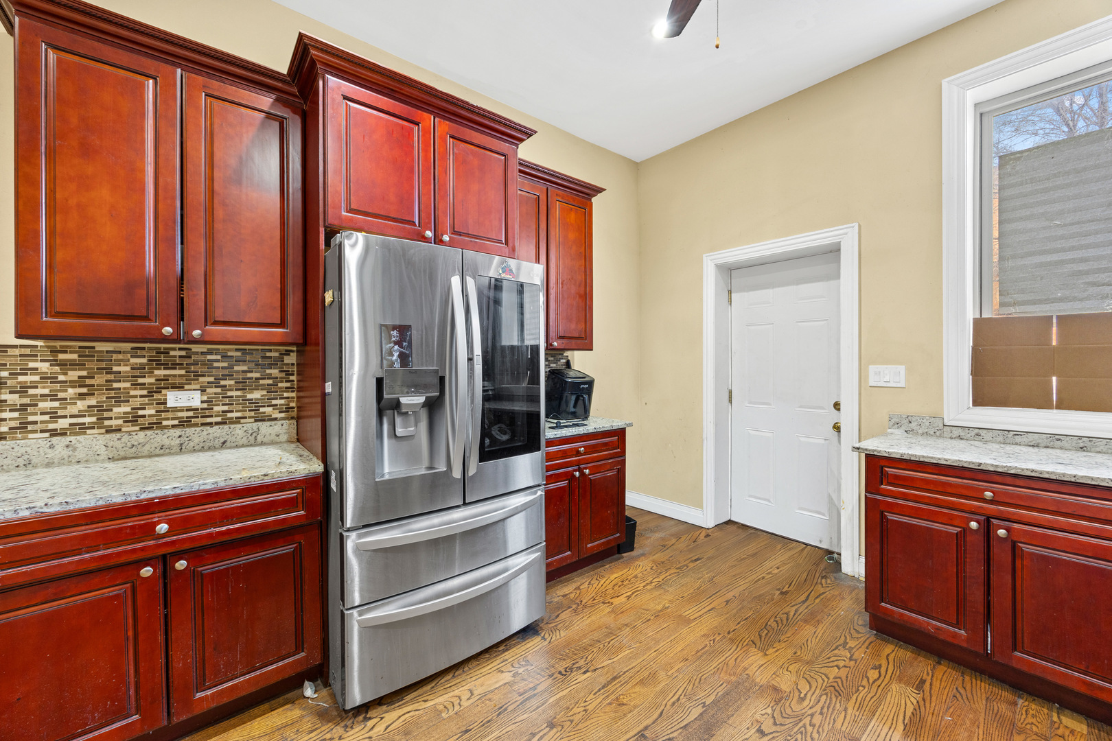 4403 South Prairie Avenue Chicago, IL 60653 - Photo 9 of 24