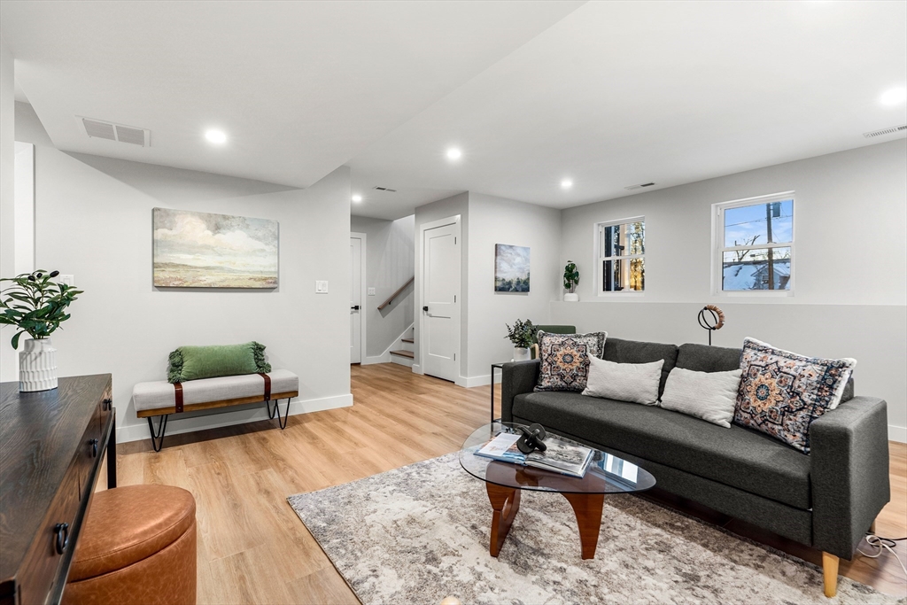 67 Hood Road Tewksbury, MA 01876 - Photo 27 of 42