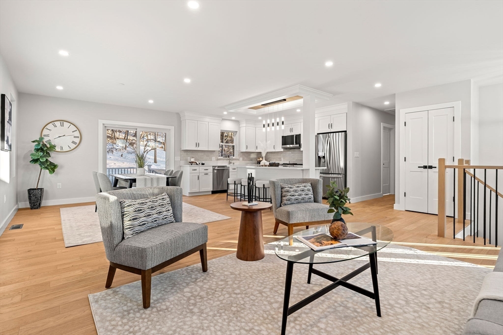 67 Hood Road Tewksbury, MA 01876 - Photo 8 of 42