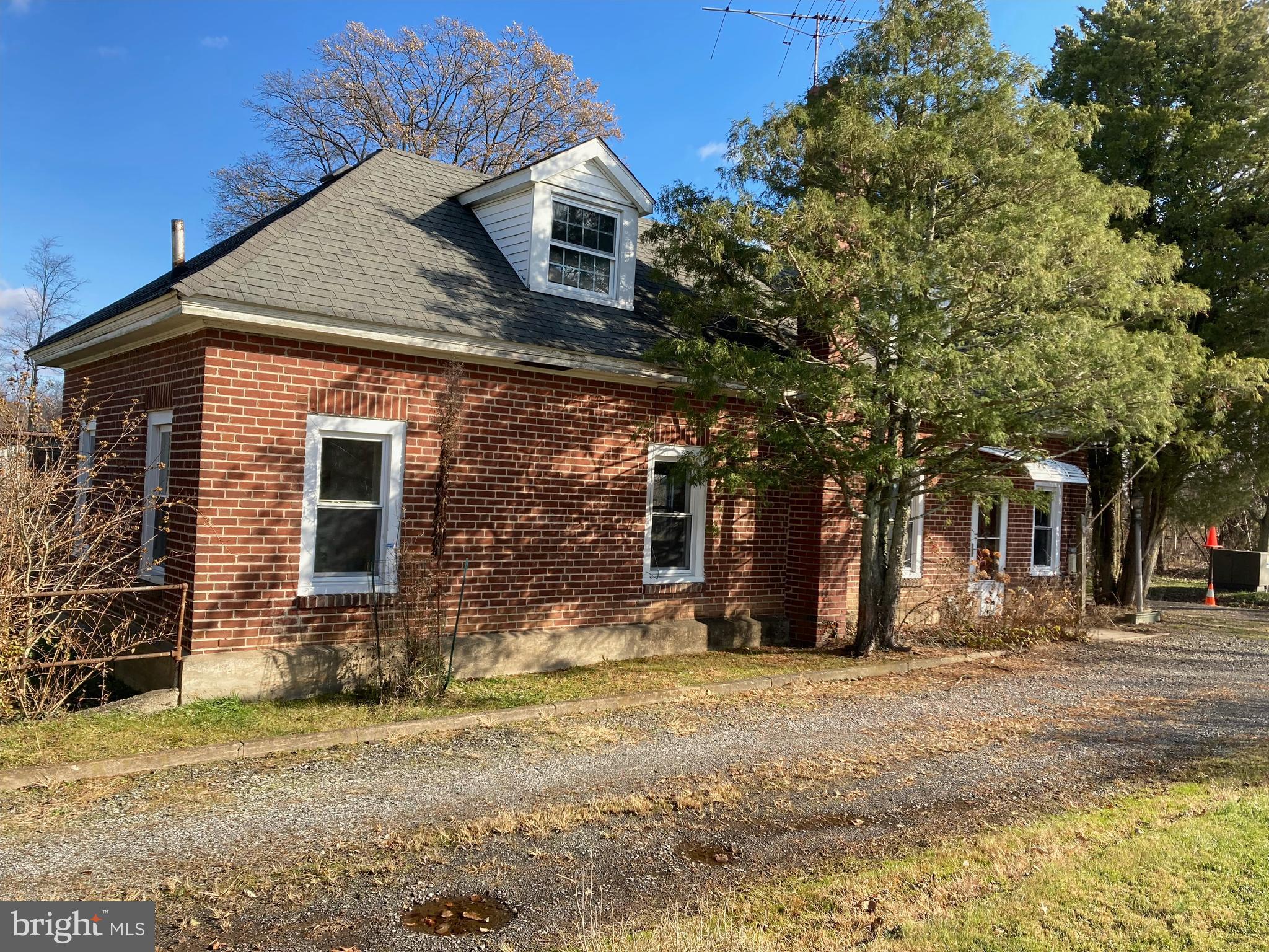 925 Watson Road Jamison, PA 18929 - Photo 2 of 17