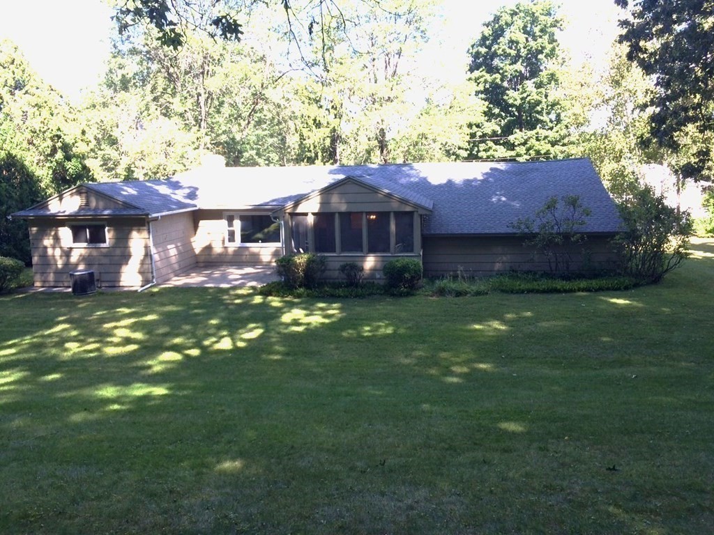 39 Marilyn Road Andover, MA 01810 - Photo 28 of 28 a front view of a house with garden