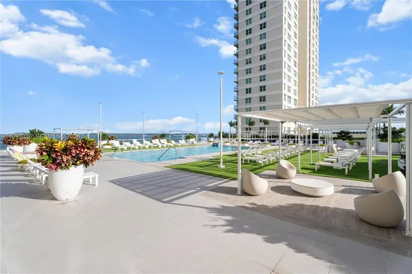 $4,000 | 770 Claughton Island Drive, Unit 1515, Miami, FL 33131
