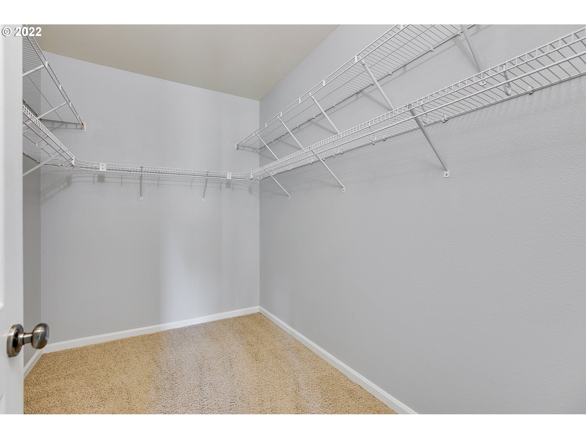 595 Springtree Lane West Linn, OR 97068 - Photo 16 of 28 a view of an empty room