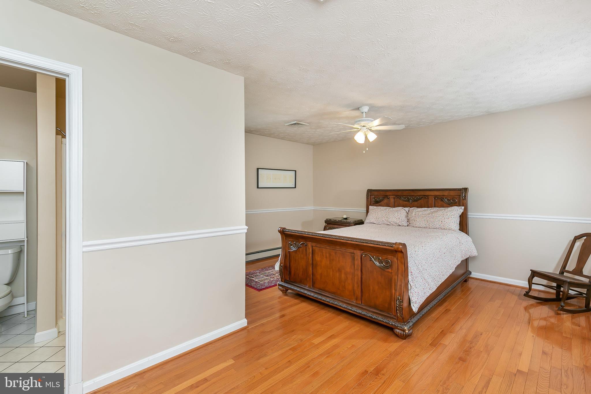2240 Engle Road Fallston, MD 21047 - Photo 38 of 70 Upper Level Bedroom