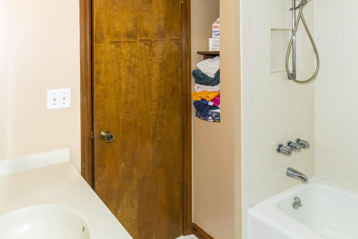 7463 Dublin Road Dublin, OH 43017 - Photo 34 of 64 BATH