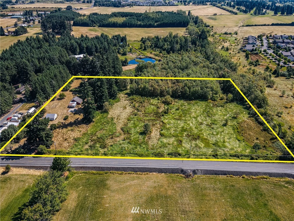 1458 Rush Road Chehalis, WA 98532 - Photo 35 of 40 a view of swimming pool from a balcony