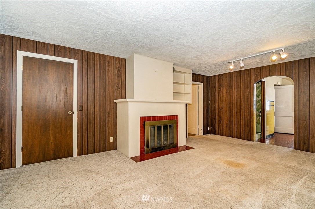 1458 Rush Road Chehalis, WA 98532 - Photo 6 of 40 a view of a livingroom with a fireplace