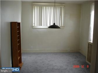 235 Barrington Road Upper Darby, PA 19082 - Photo 4 of 6 Dining Room