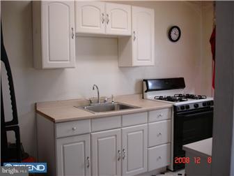 235 Barrington Road Upper Darby, PA 19082 - Photo 5 of 6 Kitchen