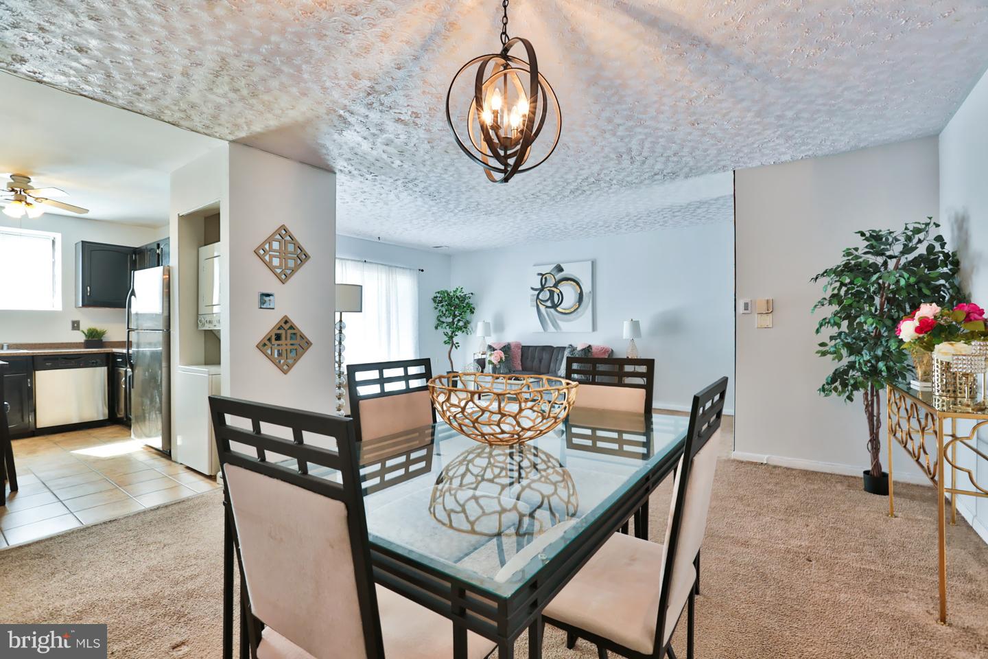 3926 Rolling Rd., Unit D2 Baltimore, MD 21208 - Photo 12 of 20 Dining Room