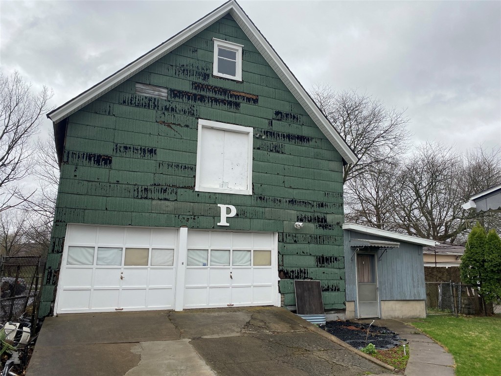 26 Rutherford Street Binghamton, NY 13901 - Photo 3 of 31 Gallery Image 3
