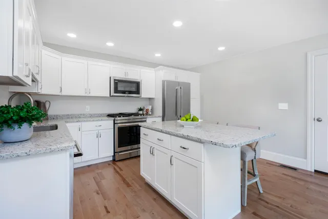 $1,375,000 | 150 County Road, Unit 41428, Amherst, NH 03031